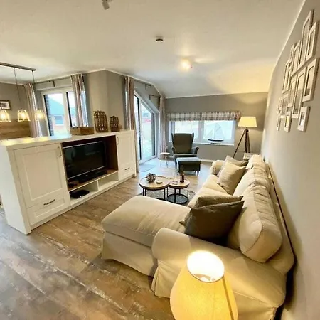 Sandpiper Cozy Danish Retreat